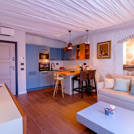 Lägenhet Avenue Luxury Townhouse Olbia