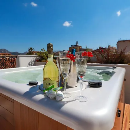 Avenue Luxury Townhouse شقة