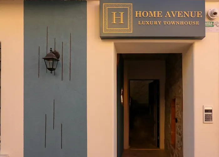 Avenue Luxury Townhouse Lägenhet Olbia