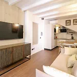 Apartman Avenue Luxury Townhouse *