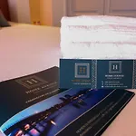 Avenue Luxury Townhouse Olbia
