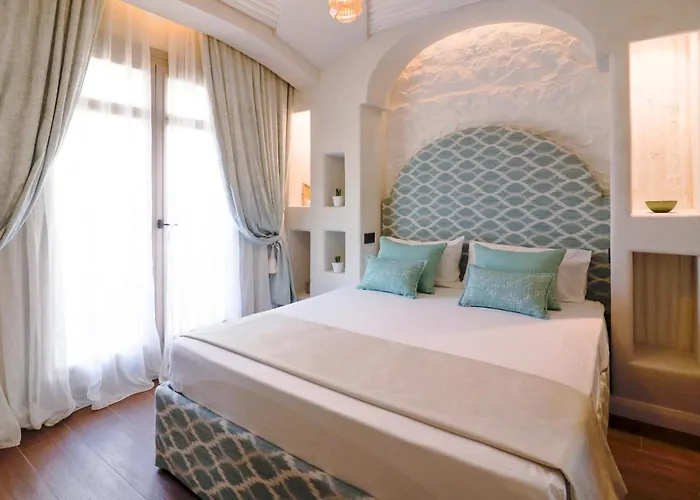 Апартаменты Avenue Luxury Townhouse *