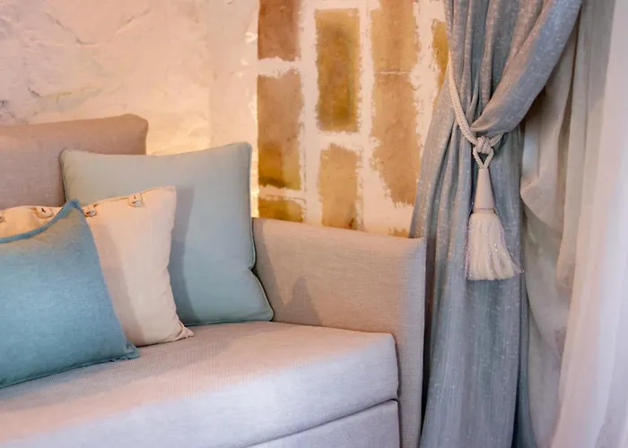 Avenue Luxury Townhouse * Ольбия