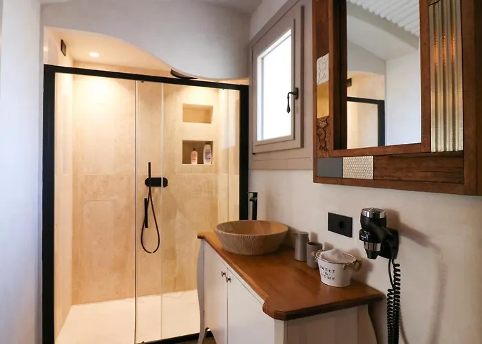 Апартаменты Avenue Luxury Townhouse *