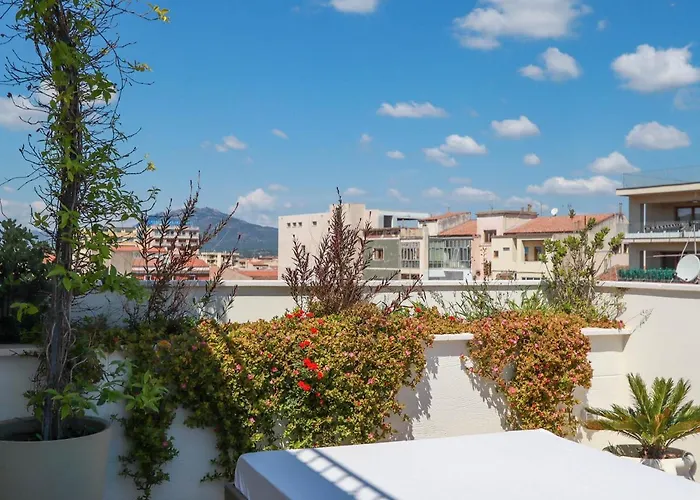 Avenue Luxury Townhouse Апартаменты